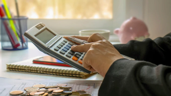 Nộp lại báo cáo tài chính có phải nộp lại quyết toán thuế TNDN không cập nhật luật thuế 2025